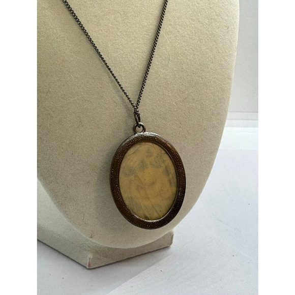 Vintage Yellow Rose Oval Pendant Necklace 22" - Picture 4 of 5